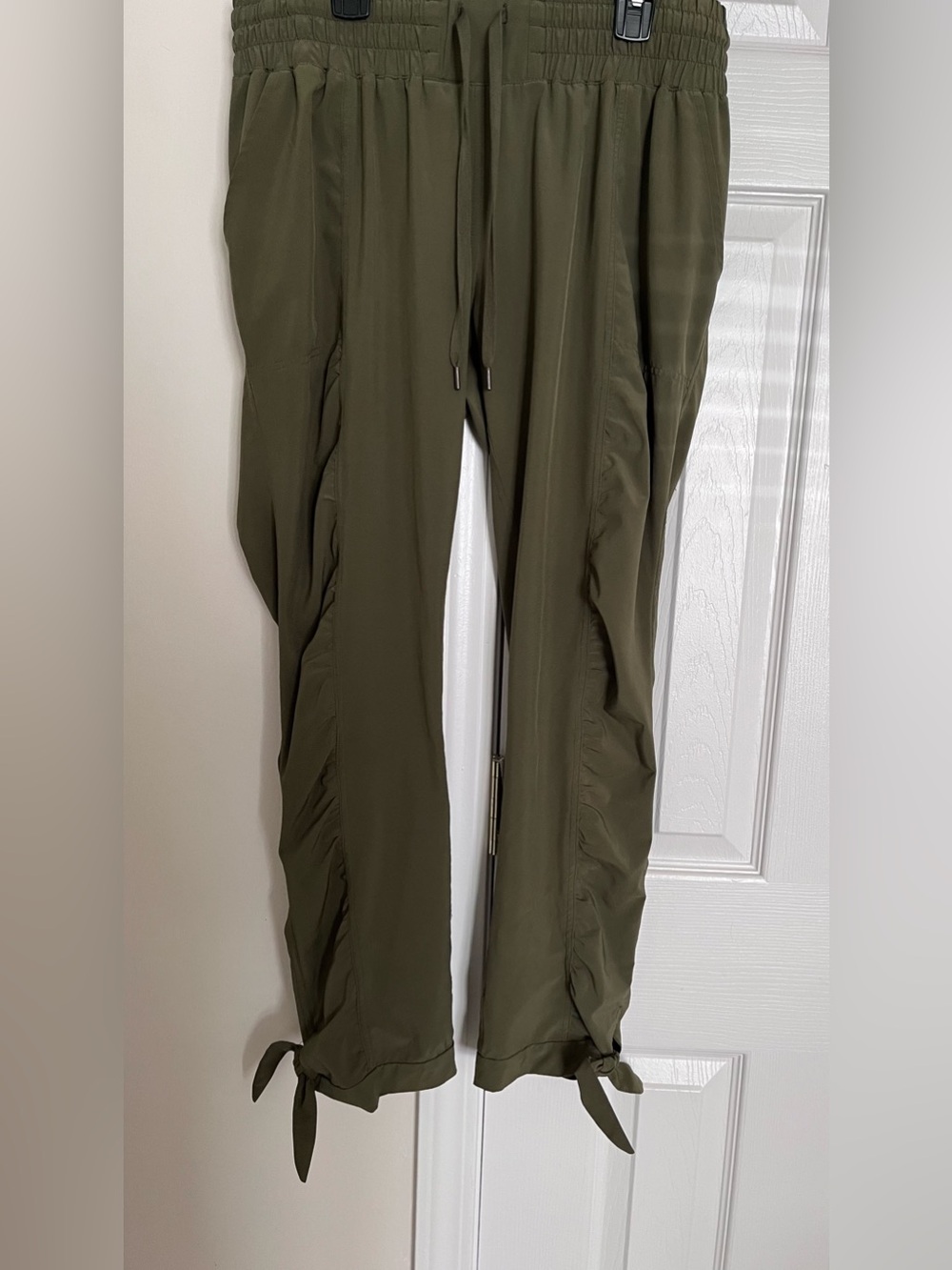 Prana Olive Drawstring Jogger Pants with Ankle Ties Size Large